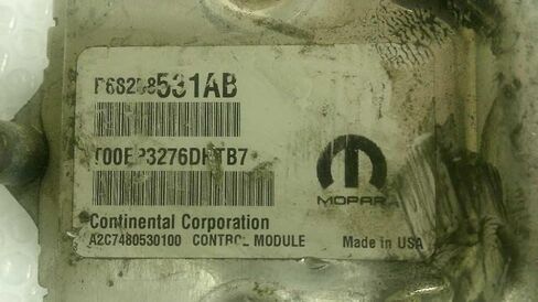 Engine ECM Control Module Fits 16-17 Compatible with Jeep Compatible with Cherokee 200 68258531AB 68305713AC in Saudi Arabia