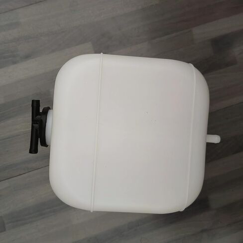 68841-42360 Sub Bottle Reserve Expansion Tank For Kubota L4310 L4310F R310 R310H R510 R510B in Kuwait