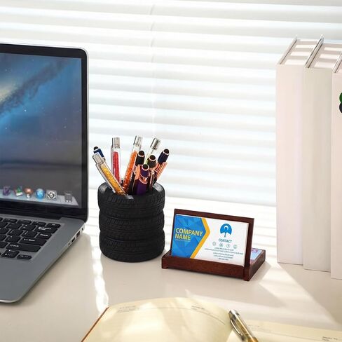 حامل بطاقة الأعمال الخشبية، حامل بطاقة الائتمان من خشب الجوز الصلب على شكل كاسيت قديم، حامل عرض مكتبي عتيق مخصص للحنين إلى المكتب، معرض المكتب، عائلة الزوج، عاشق الموسيقى in Kuwait