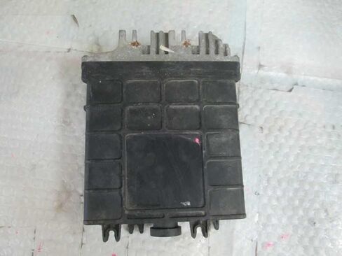 Engine ECM Control Module 1.8L Fits 93-95 Compatible with VW Golf 1H0 907 311 G 1H0907311G in Saudi Arabia