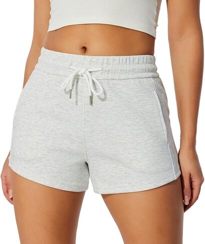 NIMENJOJA شورت رياضي نسائي رياضي مريح للتمرين وصالة رياضية كاجوال مع جيوب in Kuwait