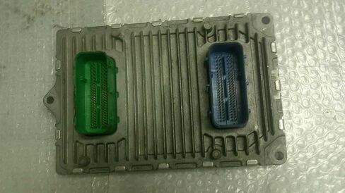 Engine ECM Control Module 2.4L Fits 16-17 200 68258531AA 68292101AB in Saudi Arabia
