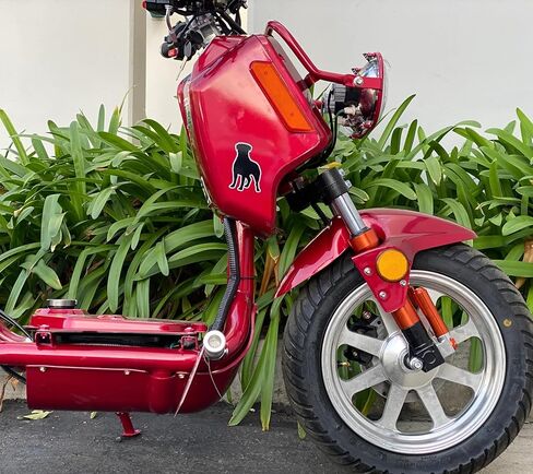 Reckless 150cc سكوتر الجيل 4 ناقل حركة أوتوماتيكي PMZ150-21، دراجة نارية قانونية للشارع للبالغين، عداد سرعة رقمي للمصابيح الأمامية LED، نمط مشاجرة ممتد، محرك GY6 قوي، قيادة سلسة in Kuwait