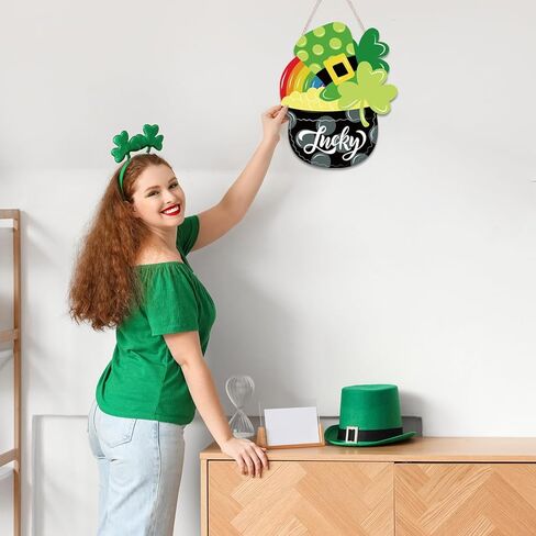 St. Patrick's Day Shamrock Wooden Door Hanging Sign - Lucky Irish Welcome Decor with Rope, Handmade Wood Wreath for Front Door Wall Home Decorations, St. Paddy's Party Housewarming Gift in Kuwait