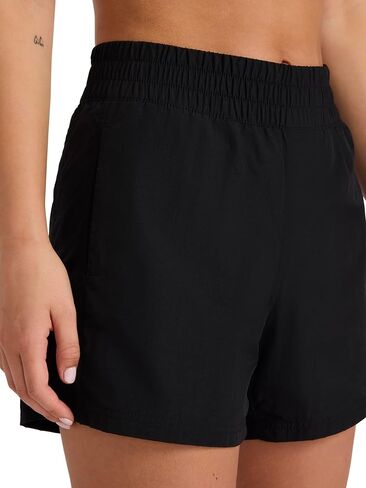 Reebok Women's Marathoner Track 4.5" Short in Kuwait