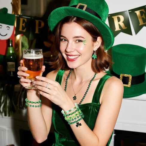 Yolyoo St.Patrick's Day Bracelets Shamrock Clay Beaded Stretch Bracelets for Women Men Holiday Accessory Party Gifts in Saudi Arabia