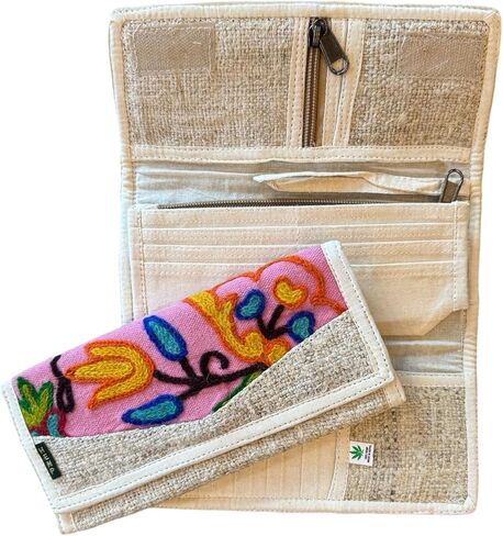 محفظة مطرزة ثلاثية الطي من القنب - وردي أو أخضر من Asatre (أخضر فاتح) in Kuwait