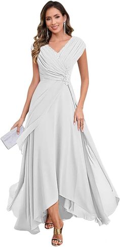 Cap Sleeve Mother of The Bride Dresses V Neck Chiffon Lace Applique Pleated Long Formal Dresses for Women in Saudi Arabia