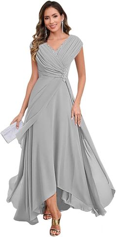Cap Sleeve Mother of The Bride Dresses V Neck Chiffon Lace Applique Pleated Long Formal Dresses for Women in Saudi Arabia