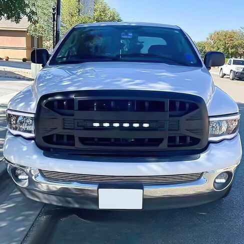 شبكة أمامية متوافقة مع 2002-2005 دودج رام 1500، 2003-2005 رام 2500/3500، مع أضواء الطرق الوعرة، أسود غير لامع in Kuwait