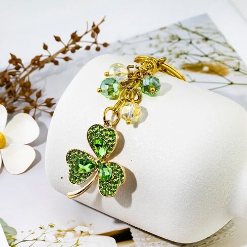 St Patricks Day Accessories Irish Gifts For Women Clover Keychain Glitter Charms Irish Jewelry For Women Green Good Luck Charms Accessories St. Patrick Day Party Favor in Saudi Arabia