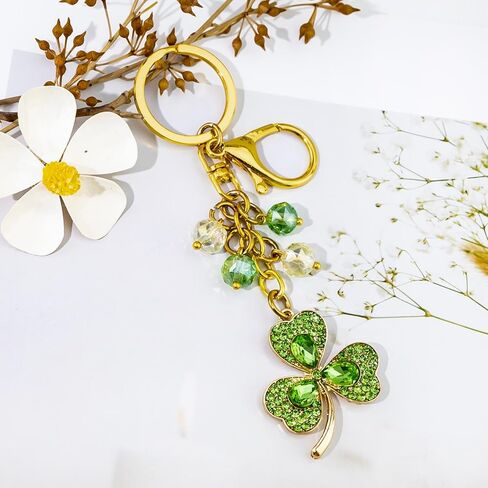 St Patricks Day Accessories Irish Gifts For Women Clover Keychain Glitter Charms Irish Jewelry For Women Green Good Luck Charms Accessories St. Patrick Day Party Favor in Saudi Arabia