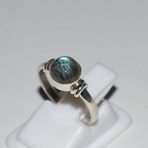 Navya Craft Labradorite Ring for Women, Natural Labradorite Gemstone Ring 925 Sterling Silver, Handmade Dainty Boho Promise Ring, November Birthstone Jewelry, Minimalist Stacking Ring Gift for Her in Saudi Arabia