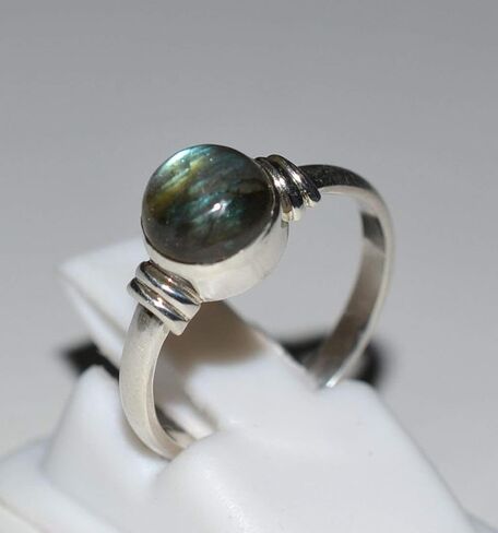 Navya Craft Labradorite Ring for Women, Natural Labradorite Gemstone Ring 925 Sterling Silver, Handmade Dainty Boho Promise Ring, November Birthstone Jewelry, Minimalist Stacking Ring Gift for Her in Saudi Arabia