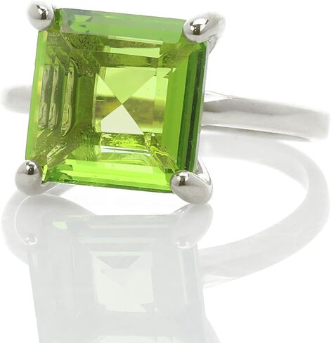 Square Peridot Ring - Charming Custom Rings for Women - August Birthstone Jewelry, Unique Engagement Ring, Stylish Fashion Ring - Artisan-made Engravable Rings in Saudi Arabia