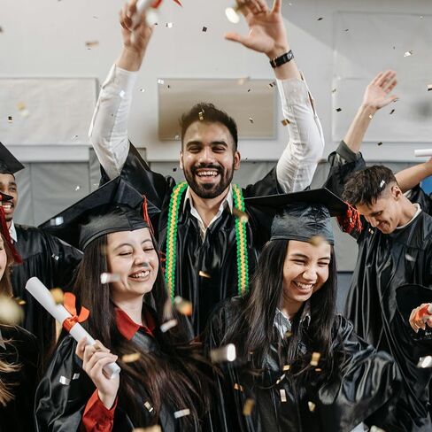 التخرج Leis 2024 مضفر يدويًا مع فئة 2024 "" Congrats Grad شرابة حفل هدية فكرة هدية للنساء والرجال (1 قطعة أحمر وأسود) in Kuwait