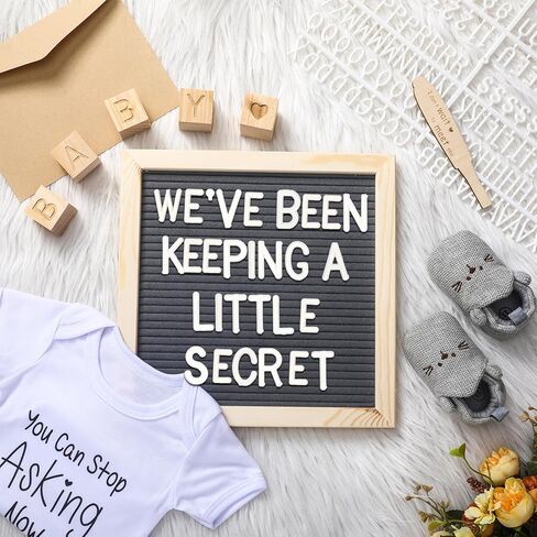 إعلان الحمل من Floraltop للأجداد والأب، يتضمن إعلان مفاجأة الطفل لوحة أحرف من اللباد وملابس أطفال وأحذية أطفال ومكعبات خشبية لاختبار الحمل الإيجابي وبطاقة الكشف in Kuwait