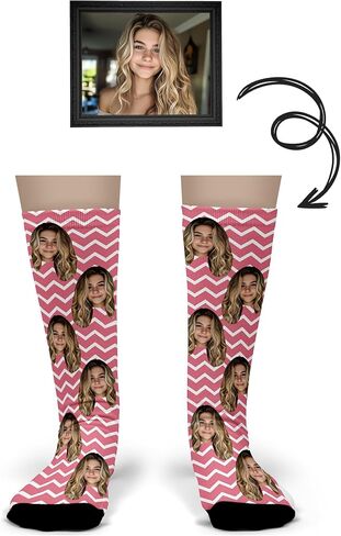 Bleu Reign قم بتحميل جوارب شيفرون المخصصة لوجهك - جوارب صور شخصية بنمط أنيق - هدية مضحكة للرجال والنساء وأعياد الميلاد والكريسماس والحفلات in Kuwait