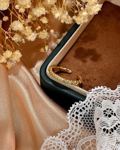 خاتم أنيق بسيط ومفتوح ورفيع ومطلي بالذهب عيار 14 قيراط قابل للتعديل وقابل للتكديس مصنوع يدويًا للنساء in Kuwait