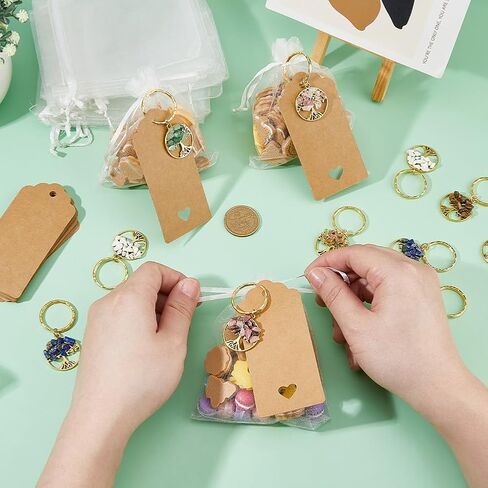 SUPERFINDINGS 18 Sets Tree of Life Party Favors Silver Tree of Life Keychains Gemstone Chip Keychain Bulk Natural Crystal Stone Keyrings with Paper Tags and Organza Bags for DIY Weddings Showers in Saudi Arabia