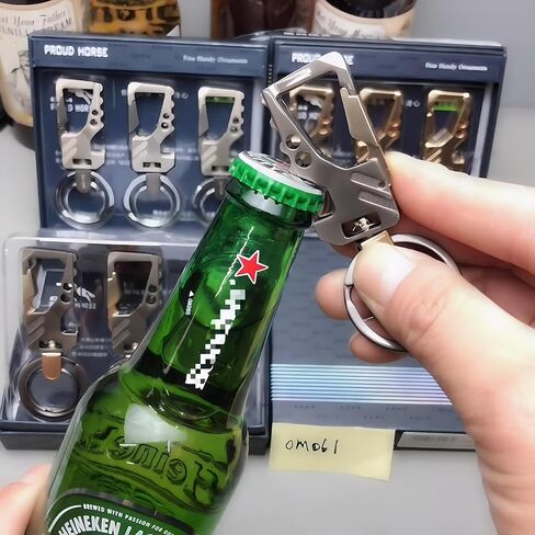 سلسلة مفاتيح شديدة التحمل مع أداة جيب متعددة 8 في 1، سلسلة مفاتيح فتاحة الزجاجات، سلسلة مفاتيح بحلقة مفاتيح، هدية للرجال والصديق والأب in Kuwait