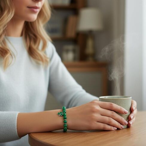 St. Patrick's Day Bracelet for Women Adjustable Clover Charm Beaded Bracelet with Irish Green Shamrock Pendant,Includes gift box& Greeting Card, St Patricks Day Jewelry Party Accessory in Kuwait