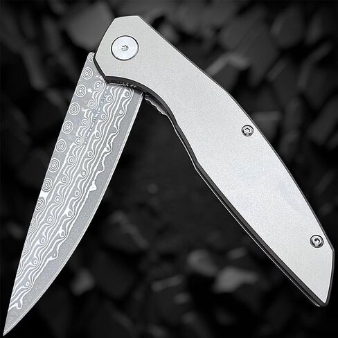 سكين جيب دمشقي قابل للطي من TACTICAL GEARZ EDC، مقبض من التيتانيوم الصلب، 67 شفرة VG10 من الفولاذ الدمشقي متعددة الطبقات (Volan XT) in Kuwait