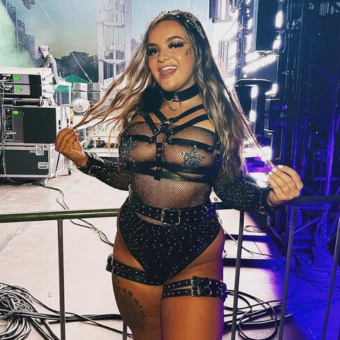 Sasswear حجر الراين الماس فطائر اللحم الفضة بلينغ ستار أغطية الحلمة للمهرجانات والهذيان، قابلة لإعادة الاستخدام in Kuwait