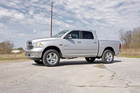 Rough Country 2" Lift Kit w/N3 Stuts for 2012-2018 Ram 1500 4WD - 358.23 in Saudi Arabia