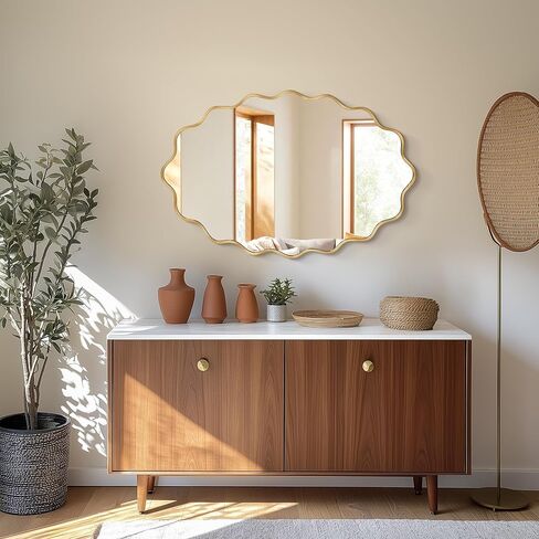 مرآة حائط بيضاوية، مرآة حمام ذهبية متموجة مقاس 22 بوصة × 30 بوصة للجدار مع إطار فولاذي مصقول وزجاج مقاوم للكسر، مرايا حائط مزخرفة لحوض الحمام وغرفة النوم وغرفة المعيشة والمدخل in Kuwait