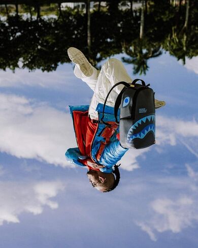 Sprayground SHARK CENTRAL LATE ARRIVAL DLXSV BACKPACK in Kuwait