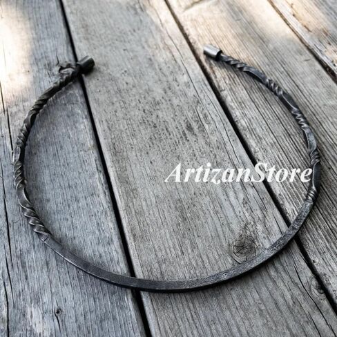 ARTIZANSTORE مجوهرات يدوية مزورة من الحديد تورك سلتيك مجوهرات مستوحاة من القرون الوسطى مزورة يدويًا للجنسين جوهرة عزم الدوران مصنوعة يدويًا من الحديد فايكنغ تورك in Saudi Arabia