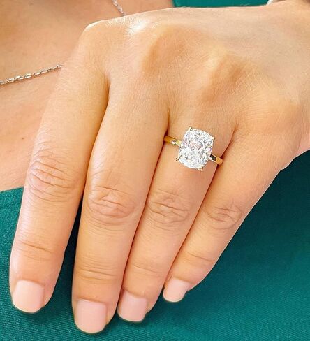 Stunning Large 4.00ct Solitaire 14K Solid Yellow Gold Rectangular Cushion Cut Simulated Diamonds Engagement Ring Four Prong Wedding Bridal in Saudi Arabia