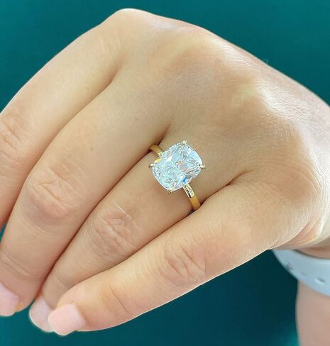 Stunning Large 4.00ct Solitaire 14K Solid Yellow Gold Rectangular Cushion Cut Simulated Diamonds Engagement Ring Four Prong Wedding Bridal in Saudi Arabia