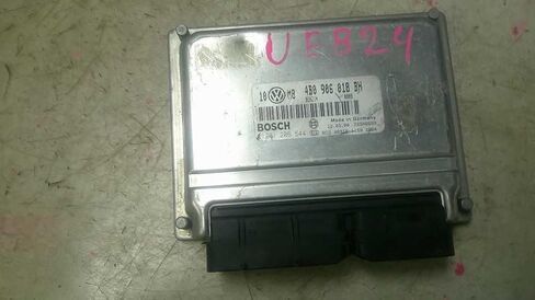 Engine ECM Control Module ECM 00-02 Compatible with Audi A4 Compatible with Passat 4B0 906 018 BH 4B0906018BH in Saudi Arabia