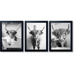 Highland Cow Bathroom Decor Framed Wall Art Farmhouse Black and White 3pcs Funny Animal In Toilet Picture Prints Cute Cow Bathroom Canvas Art in Kuwait