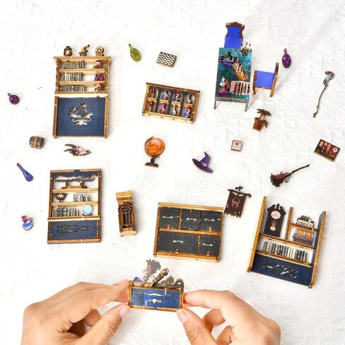 طقم مصغر لرف الكتب DIY لرف الكتب وحامل الكتب المزخرف مع لغز خشبي ثلاثي الأبعاد LED للبالغين طقم زاوية الكتب (سوق هولو السحري) in Kuwait