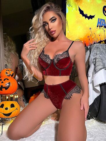 رمش الدانتيل Underwire عارضة الصدرية واللباس الداخلي مجموعة الملابس الداخلية in Saudi Arabia