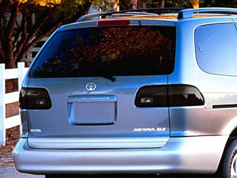 أغطية إضاءة خلفية من Rvinyl متوافقة مع Toyota Sienna 1998-2000 - دخاني in Saudi Arabia