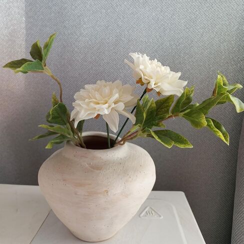 مزهرية زهور سيراميك مع باقتين من زهور الغاردينيا الصناعية، مزهريات صغيرة للزهور، مزهرية بيضاء للمنزل وغرفة المعيشة وطاولة الطعام والمزرعة وغرفة النوم والمكتب وديكور رف المطبخ in Kuwait