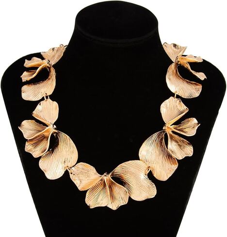 Chunky Flower Statement Necklace for Women Large Gold Floral Choker Necklaces Irregular Geometric Petal Necklace Trendy Party Jewelry Accessories in Saudi Arabia
