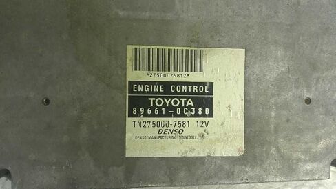 وحدة التحكم في المحرك ECM تناسب 2004 04 متوافقة مع تويوتا متوافقة مع تندرا 89661-0C380 896610C380 in Saudi Arabia