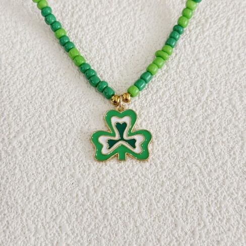 St Patricks Day Necklaces for Women Men St Patrick's Day Green Beaded Necklace Luck Leaf Clover Pendant Choker Necklaces Saint Patricks Day Party Supplies Dressing-up Accessories Party Favors in Saudi Arabia