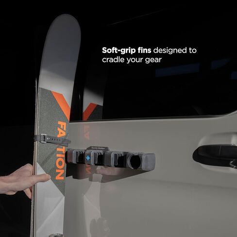 Gravity Grabber Grabb Bar - مسند ترس مغناطيسي للسيارة للزلاجات وألواح التزلج على الجليد والدراجات والأعمدة والقضبان والمعدات الخارجية | حامل السيارة السيليكون | تخزين الباب الخلفي | 1 قطعة in Kuwait