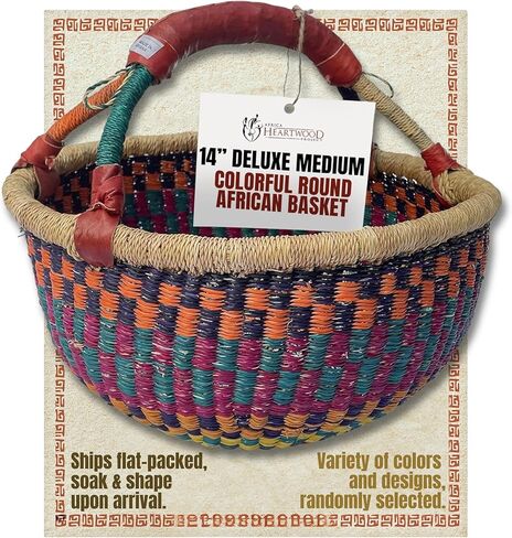 سلة أفريقية مستديرة ملونة فاخرة - مستديرة متوسطة مقاس 14 بوصة - من تصميم نساء السوق في بولجاتانجا، غانا مع مشروع خشب القلب الأفريقي - GBMRC (معبأة بشكل مسطح) in Kuwait