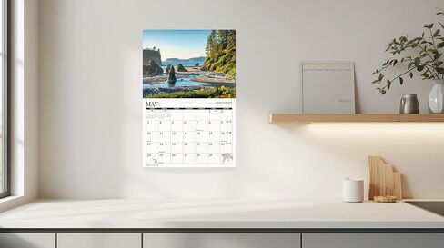 تقويم المتنزهات الوطنية 2026 - مطبعة سيلفر كريك - صور المتنزهات الوطنية بالولايات المتحدة الأمريكية - 13.5 × 10 بوصة - مصممة في الولايات المتحدة الأمريكية in Kuwait