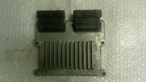 Engine ECM Control Module 3.3L 13-16 Compatible with Hyundai Santa FE 39100-3CDN7 391003CDN7 in Saudi Arabia