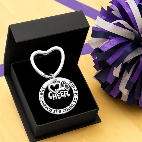 سلسلة مفاتيح Sportybella Cheer Charm - لقد اعتقدت أنها تستطيع ذلك - هدية تشجيع ملهمة غير مشوهة للنساء والفرق والمدربين in Saudi Arabia