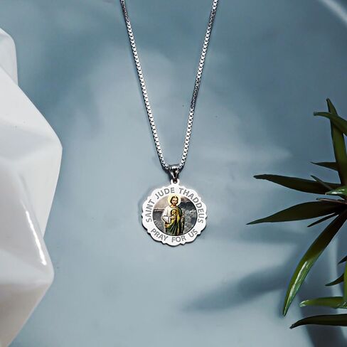 PicturesOnGold.com لون الميدالية الدينية سانت جود صدفي - حجم الدايم 2/3 بوصة، الفضة الاسترليني in Saudi Arabia