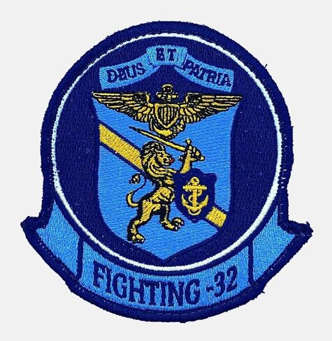 VF-32 / VFA-32 رقعة سرب المبارزين – مزودة بخطاف وحلقة in Saudi Arabia